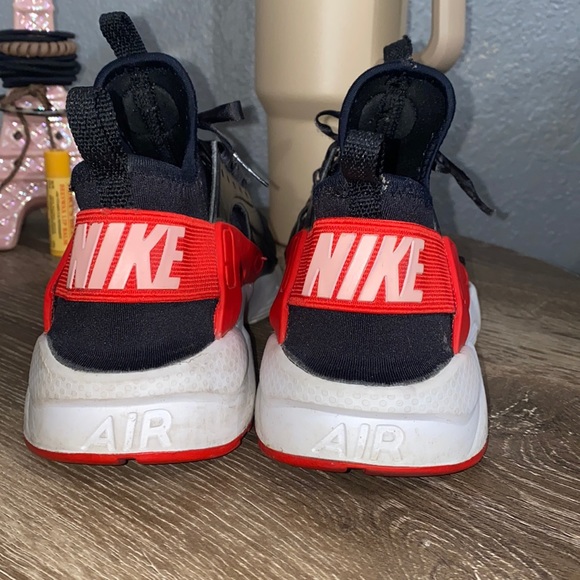 Nike Huraches - Picture 4 of 10